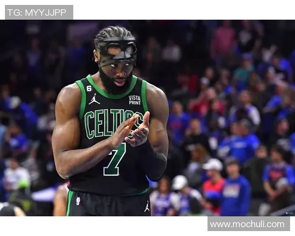 杰伦布朗发布外星战靴新配色引发球迷热切期待与关注