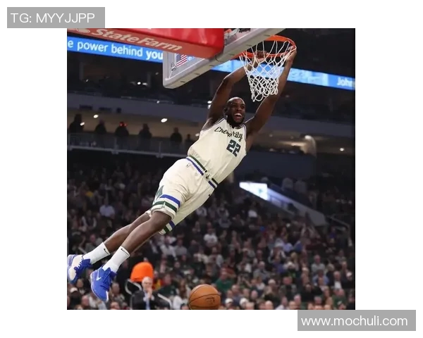 雄鹿以一年230万美元重签克里斯-利文斯顿 雄鹿以一年230万美元重签克里斯-利文斯顿