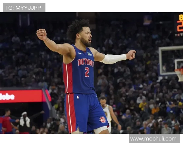 大心脏！贝恩弧顶三分反超比分